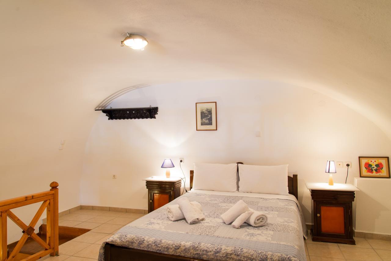 Canava Santino Cave Houses Mesaria Exterior photo