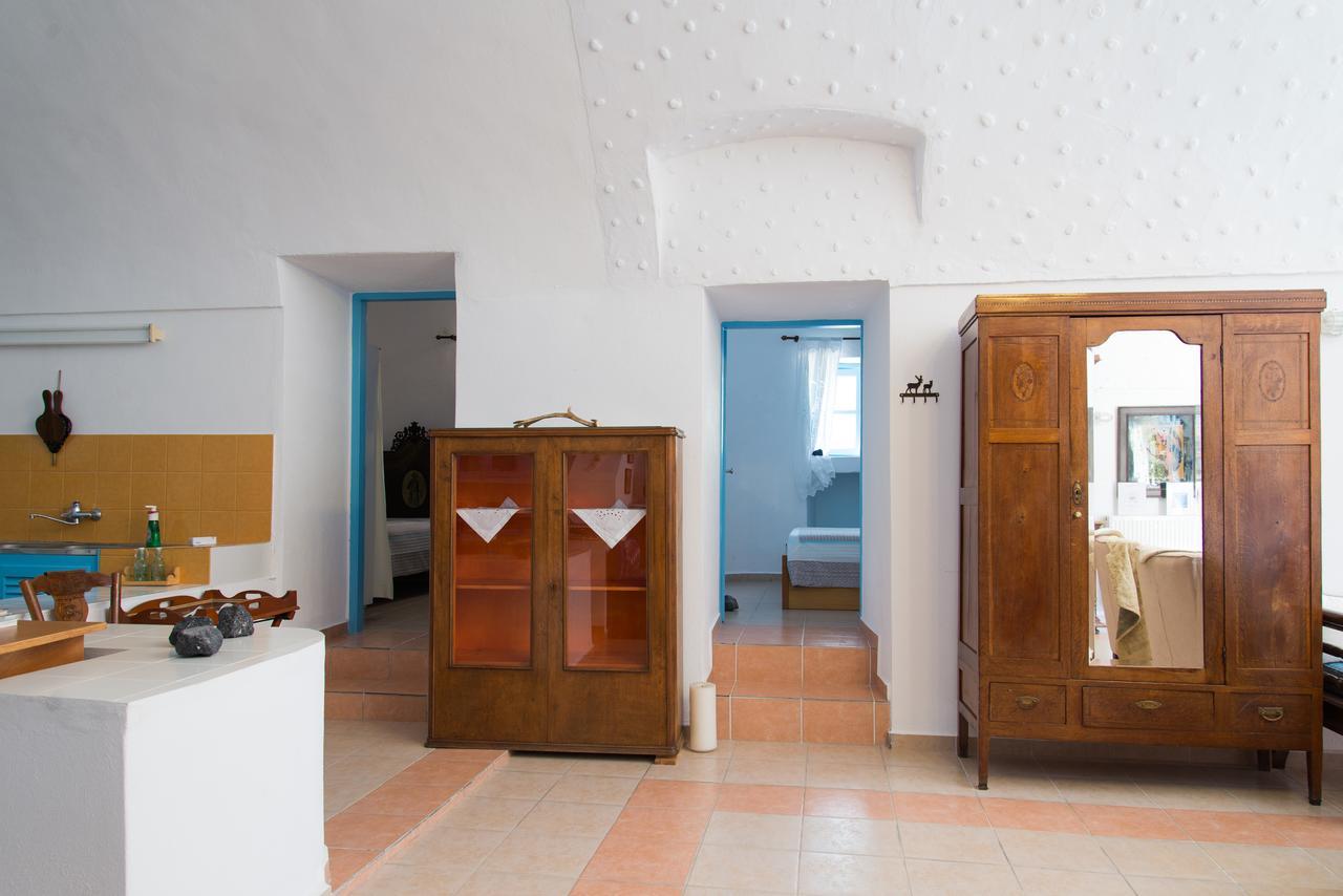Canava Santino Cave Houses Mesaria Exterior photo