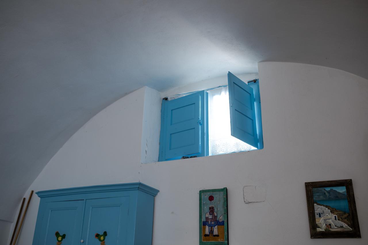 Canava Santino Cave Houses Mesaria Exterior photo