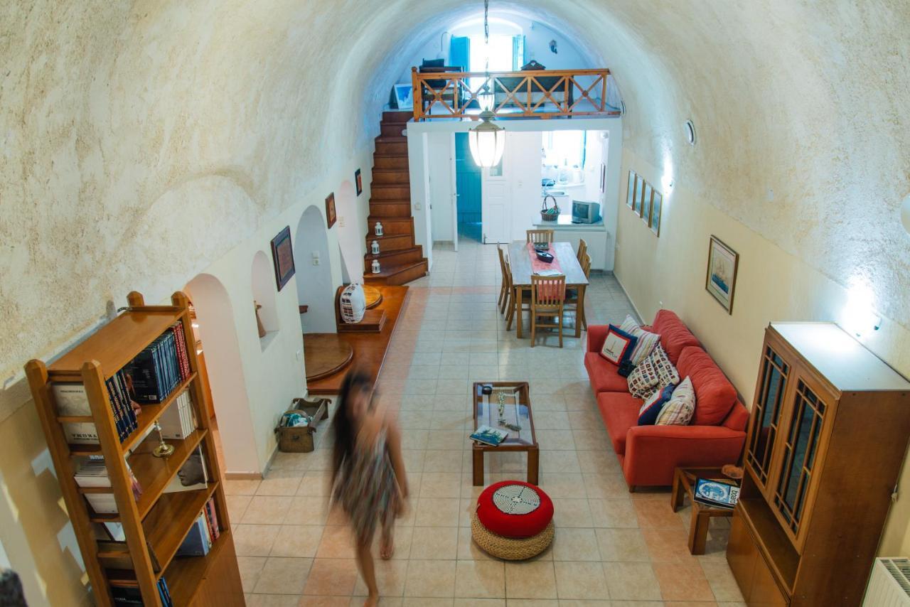 Canava Santino Cave Houses Mesaria Room photo